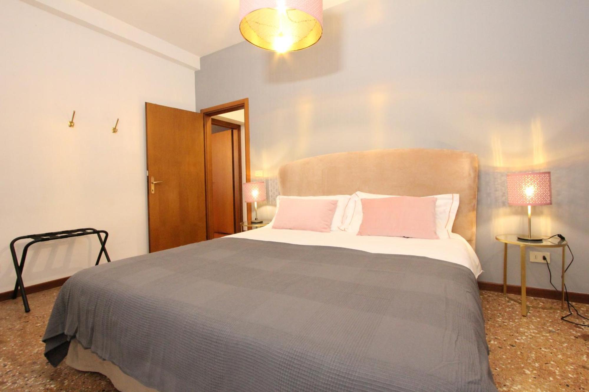 Rialto Market Apartament *