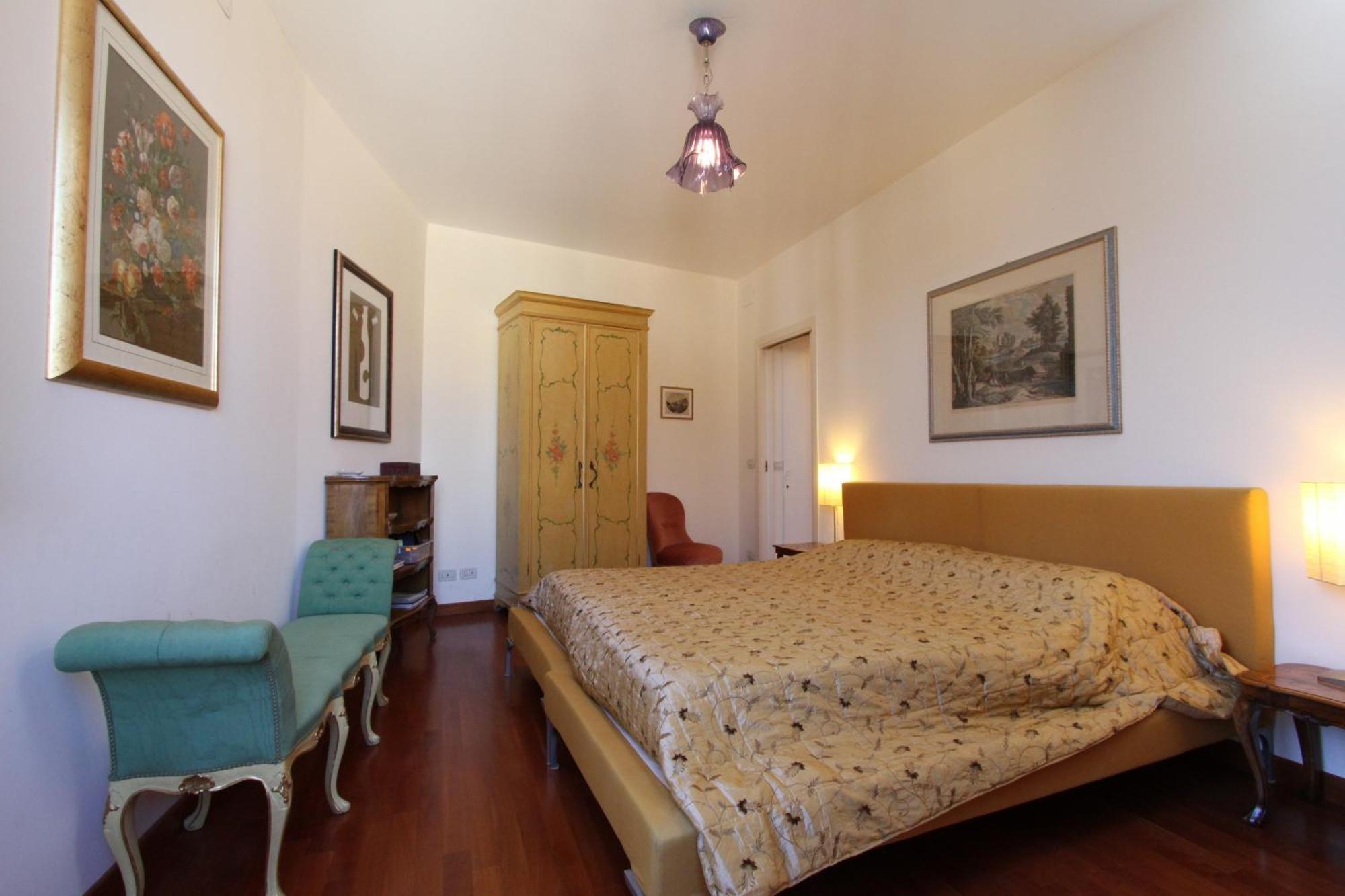 Rialto Market Apartment Venice