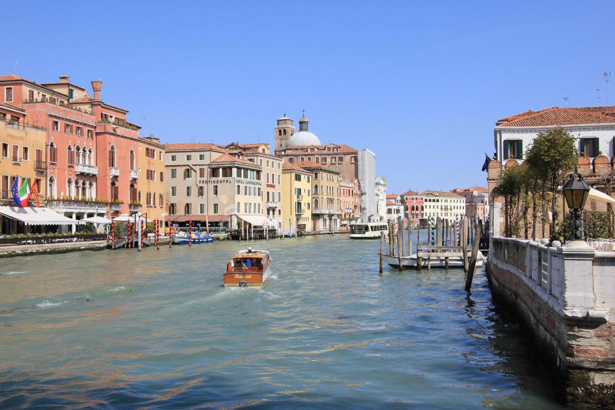 Rialto Market Apartment Venice